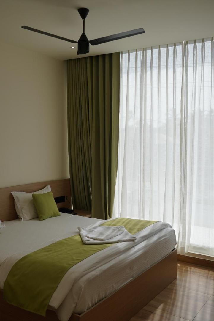 Dn Hotel Kochi ภายนอก รูปภาพ